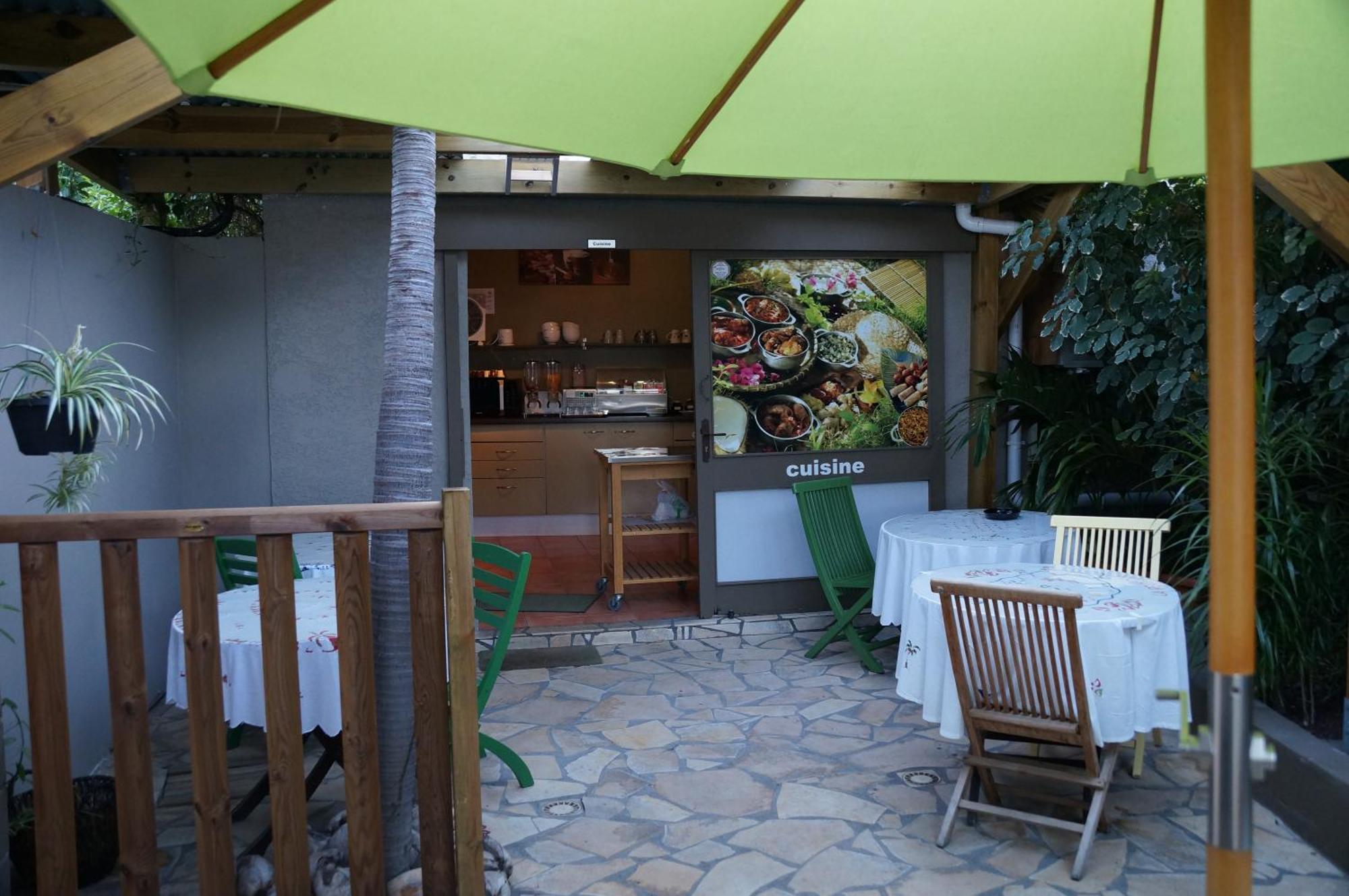 Hotel Ylang Ylang Saint-Gilles-les-Bains Exterior foto